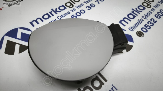 VW Golf 6 Yeni Dış Depo Kapağı - 5K6809857CGRU