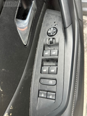 PEUGEOT 408 sağ cam düğmesi