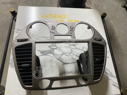 HYUNDAİ İ20 2012 ÇIKMA ORJİNAL TEYP ÇERÇEVESİ