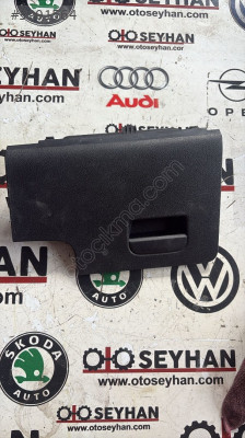 5M1858719 vw tiguan 2015 göğüs sol torpido kapağı