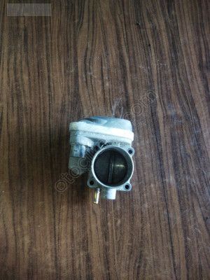 Megane 2 - Megane II 1.6 16Valf Gaz Kelebek Kutusu 8200171134