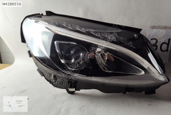 MERCEDES C SERİ W205 FAR SAĞ