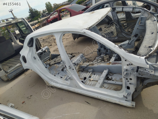 ÇIKMA RENAULT CLİO 5 SAĞ ÖN KESME ŞASE