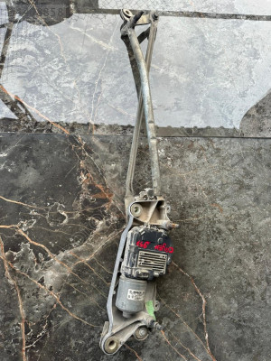 0390241807 VW TOUAREG SİLECEK MOTORU VE MEKANİZMASI EGE OTOMOTİV