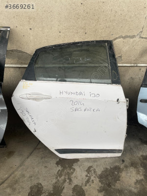 HYUNDAİ İ30 SAĞ ARKA KAPI ÇIKMA ORJİNAL