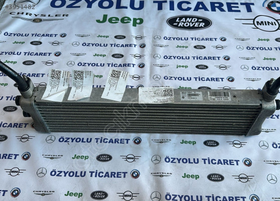 BMW F10 M5 Motor Yağ Soğutucu Radyatör 1721 2284620
