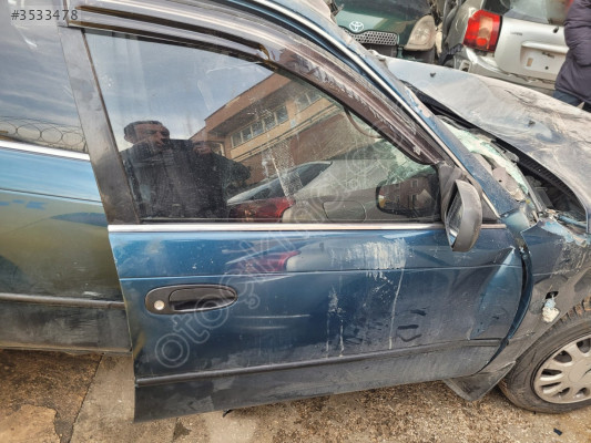 1993- 1998 TOYOTA COROLLA SAĞ ÖN KAPI
