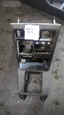 RENAULT 9,11 VİTES KOLU ORTA KONSULU ÇIKMA ORJİNAL