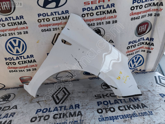 Hyundai i20 ön sağ çamurluk orijinal beyaz göçük hasarlı 2012-14
