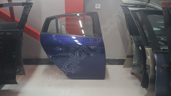 FIAT BRAVO ORİJİNAL ÇIKMA SAĞ ARKA KAPI