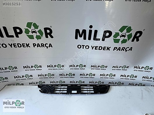BMW X3 SERİSİ F25 KASA ÖN TAMPON ORTA IZGARA 7338491