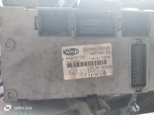 46823770 501861150100 Fiat Stilo comfort beyni