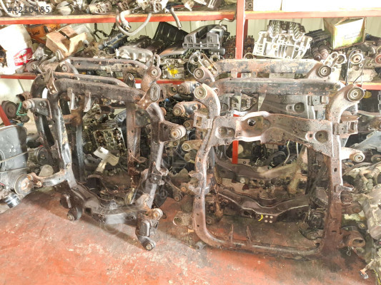 ÖZMEN OPEL ASTRA G H ÇIKMA ÖN TRAVERS ALT BEŞİK