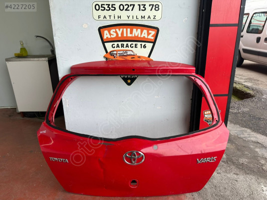 YARİS BAGAJ KAPAĞI ORJİNAL KIRMIZI