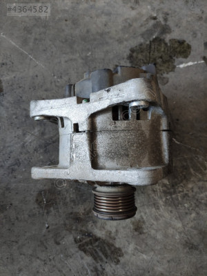 Megane 2 şarz dinamosu