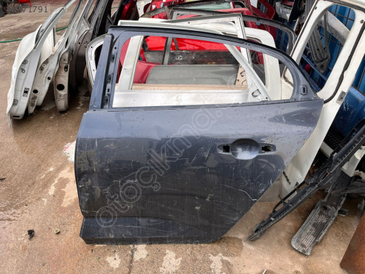 OTO CEM'DEN ÇIKMA RENAULT MEGANE 4 SOL ARKA KAPI