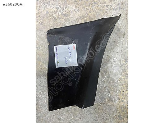 AUDİ A7 ARKA STOP İÇ KAPAĞI