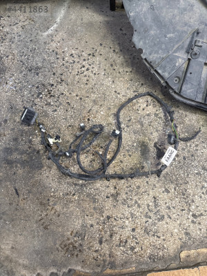 Kuga ön park sensör tesisatı lx6t 15k867 ea