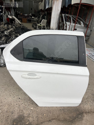 Pevgeout 301 Çıkma orjınal arka sağ kapı dolu