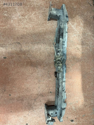 CLİO 5 ÖN TAMPON DEMİRİ