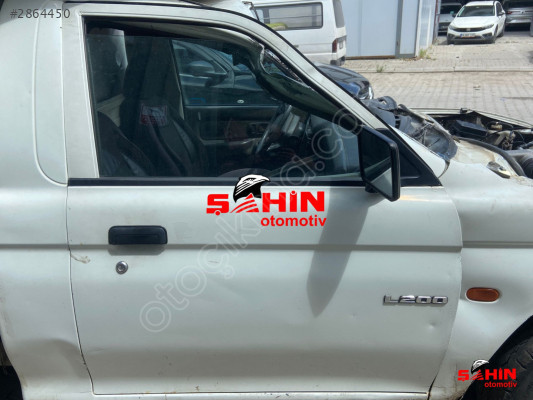 MİTSUBİSHİ - L200 / SAĞ ÖN KAPI