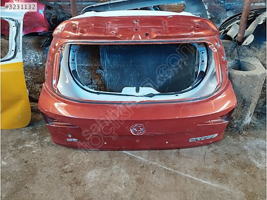 Fiat egea cross bagaj kapağı orjinal