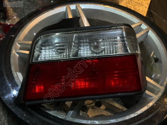BMW 3 SERİSİ E36 SAĞ ARKA STOP