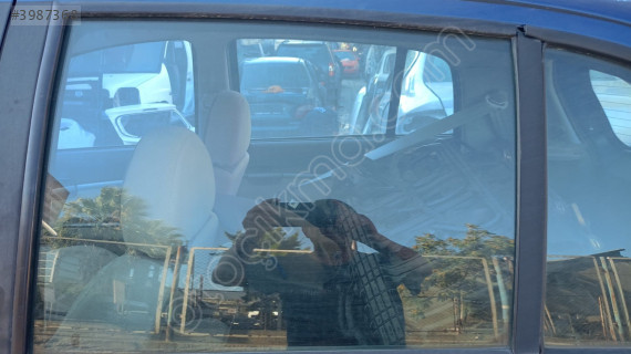 chery kimo sol arka kapı camı