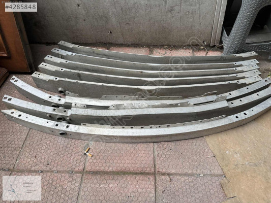 MERCEDES C W205 TAMPON DEMİRİ ÖN ORJİNAL