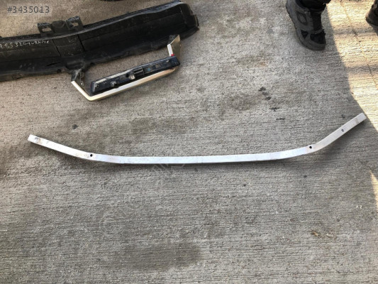 BMW 3 SERİSİ G20 ÖN TAMPON ALT DEMİRİ 8079669-06