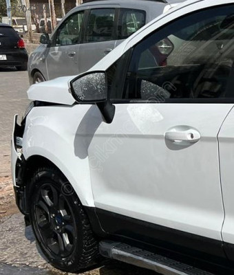 FORD ECOSPORT SOL ÖN ÇAMURLUK HATASIZ HATAN OTO ÇIKMA