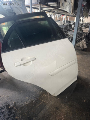 TOYOTA COROLLA SAĞ ARKA KAPI