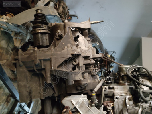 RENAULT  GRUBU LATİTUDE 1.5 DCİ  EDC ŞANZIMAN 320202RDC4003029725