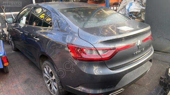 RENAULT MEGANE 4 ARKA TAMPON