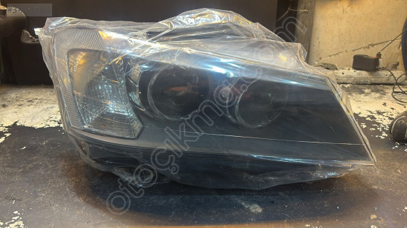 BMW X3 F25 XENON SAĞ FAR
