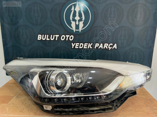 HYUNDAİ İ 20 LEDLİ SAĞ ÖN FAR ORJİNAL ÇIKMA PARÇA