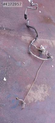 Toyota carina klima borusu