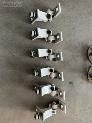 SEAT İBİZA KAPI MENTEŞELERİ 8K0831401J 8K0831402J