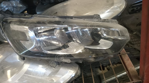 PEUGEOT 301 SAĞ FAR