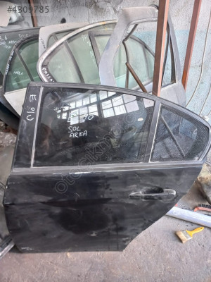 BMW E90 SOL ARKA KAPI