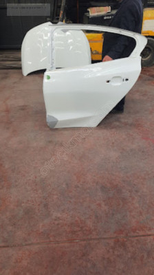 ford focus 20/25 sol ön kapı sefalılar oto cıkma