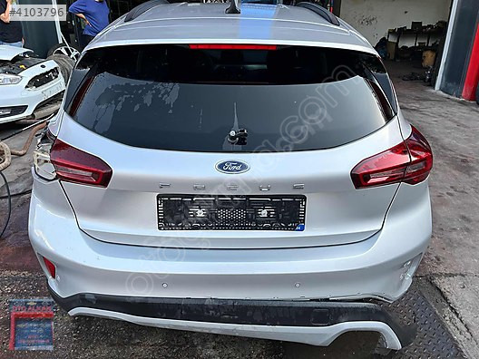 FORD FOCUS 4 HATCHBACK ACTİVE BAGAJ KAPAĞI GRİ HATASIZ