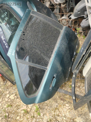 BMW E36 sağ arka kapı