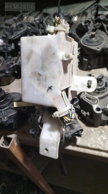 7127XA2 Toyota Aygo UK1409250-41 sigorta kutusu