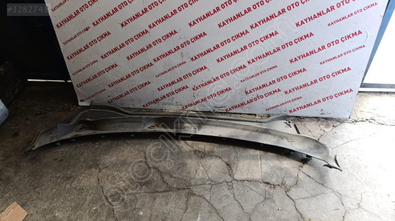 Fiat Doblo Ön Cam Izgarası - Kayhanlar Oto Çıkma Parçaları