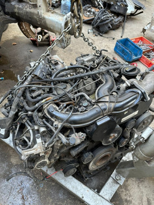 AUDİ Q7 3.0 DİZEL KOMPLE MOTOR