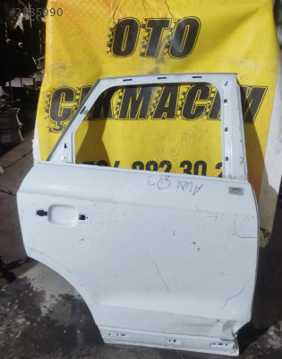 AUDİ Q3 SAĞ ARKA KAPI (2)