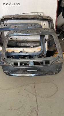 Skoda scala bagaj kapağı
