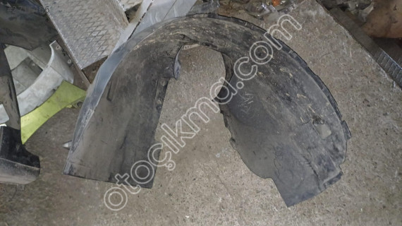 2008-2012 Ford Kuga sol ön çamurluk davlumbazı