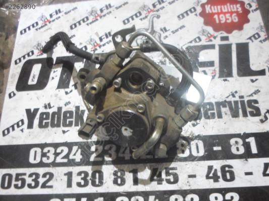 TOYOTA AVENSİS 2003-2009 DİZEL D4D (221000R010) MAZOT POMPA